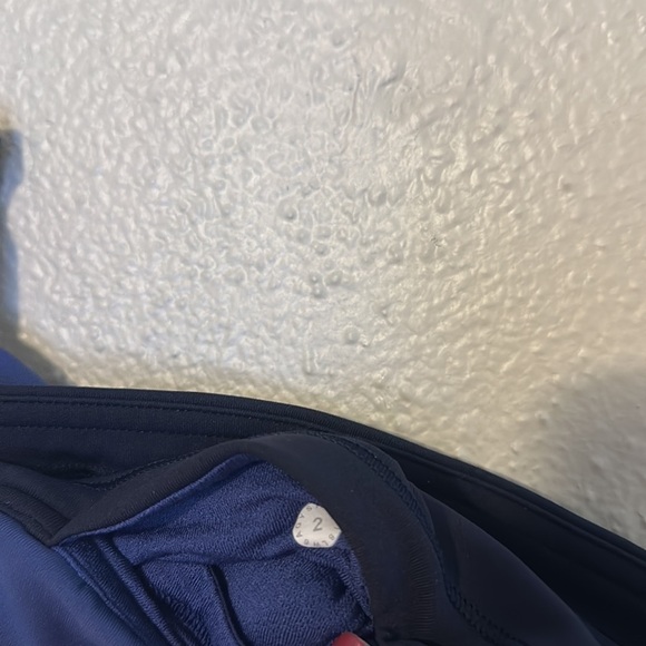 Lululemon Colour Me Ombre Crop *21"
Midnight Navy / Gatsby Blue / Visto Blue - Picture 10 of 10